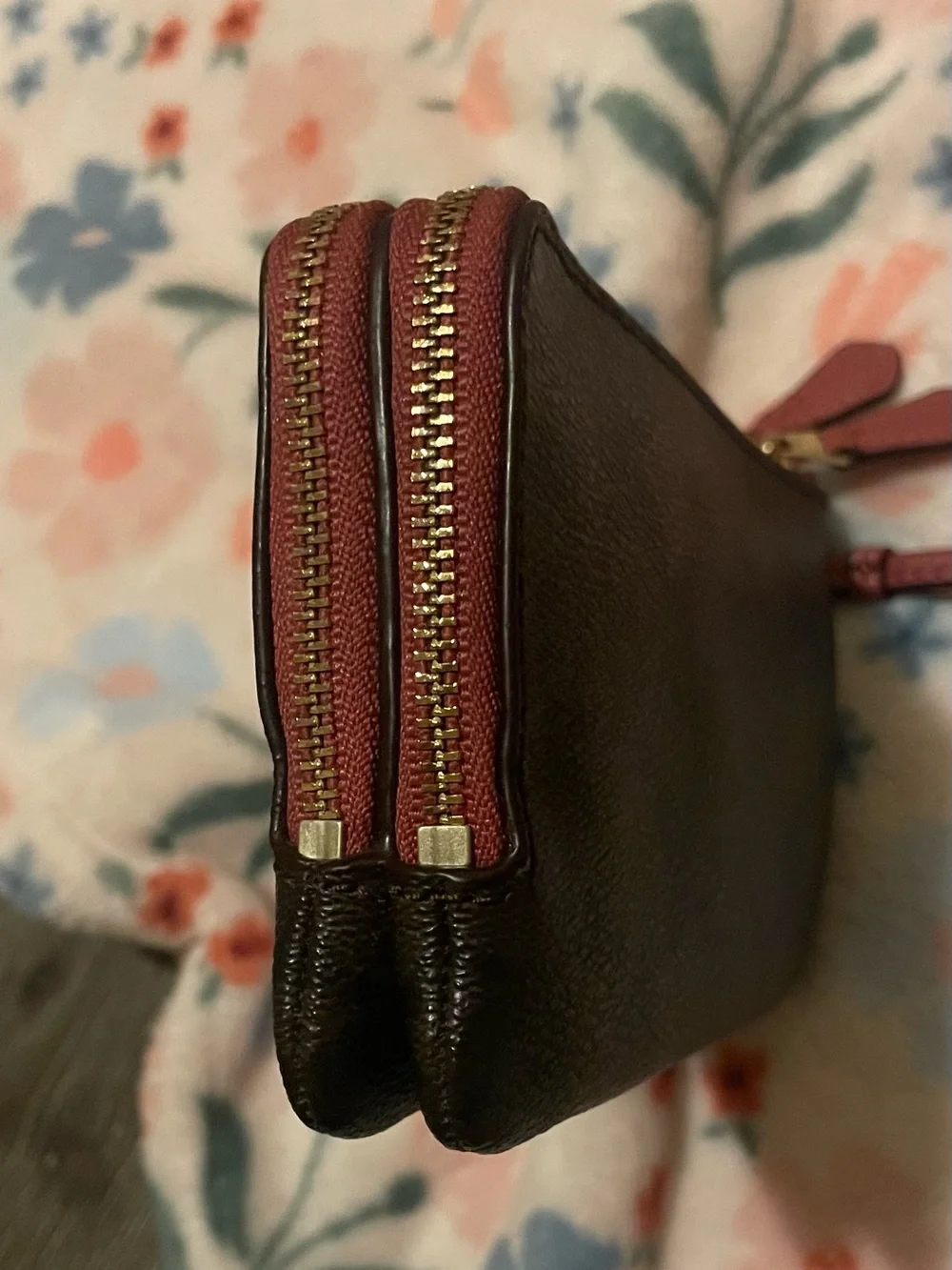 🌟BNWOT Coach Double Zip Wristlet - Chic Signature Brown Canvas with Pink Trim🌟